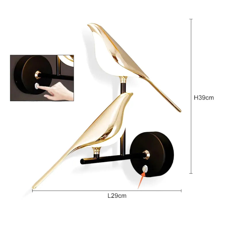 Applique murale Luminaire Essenza avec interrupteur LED rotatif 360°, design oiseau double or blanc naturel.