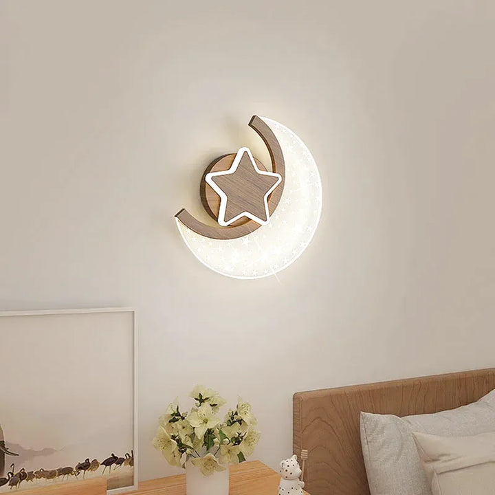 Applique murale LED moderne pour chambre d'enfant, Luminaire Essenza, design décoratif pour la chambre à coucher.