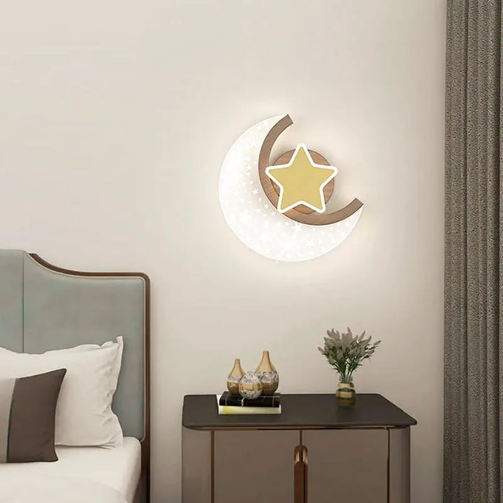 Applique murale LED moderne pour chambre d'enfant, luminaire décoratif blanc, design élégant et fonctionnel.