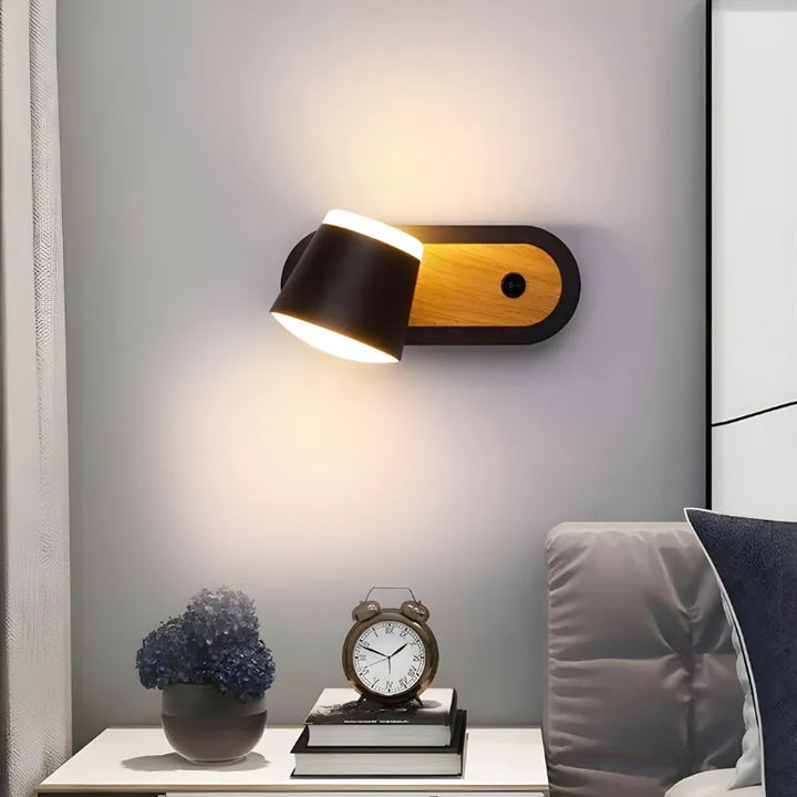 Applique murale LED nordique orientable pour chambre adulte, finition noire ou blanche, lumière chaude 2700-3500K, Luminaire Essenza