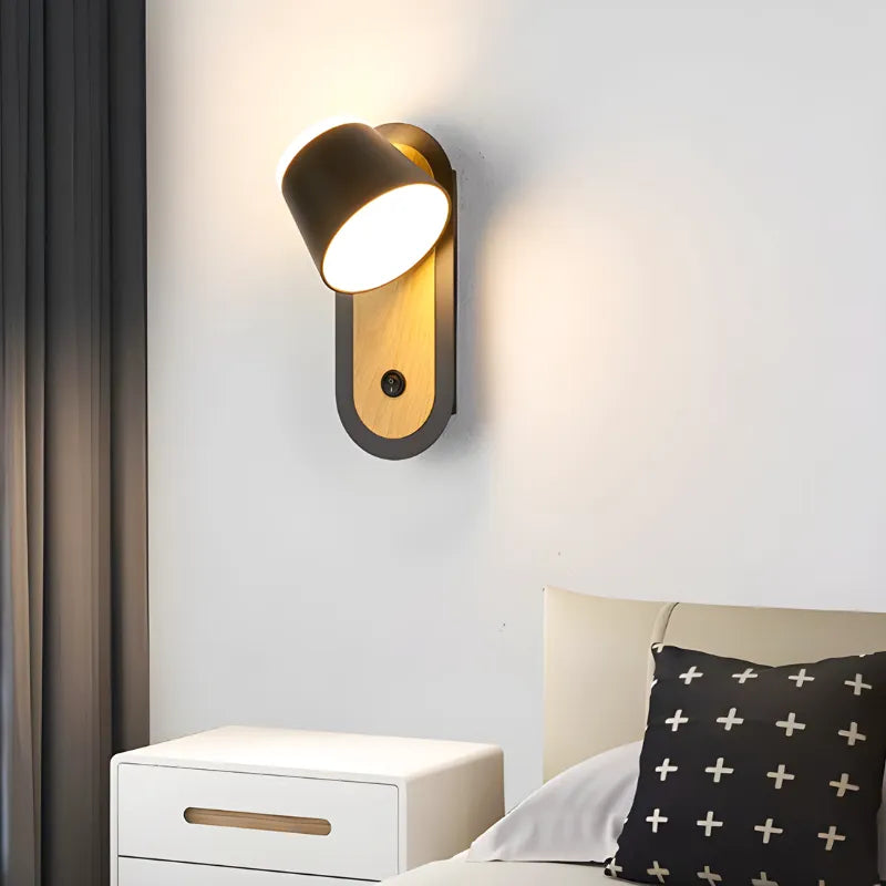 Applique murale LED orientable pour chambre adulte, noir ou blanc chaud, éclairage nordique, marque Luminaire Essenza.