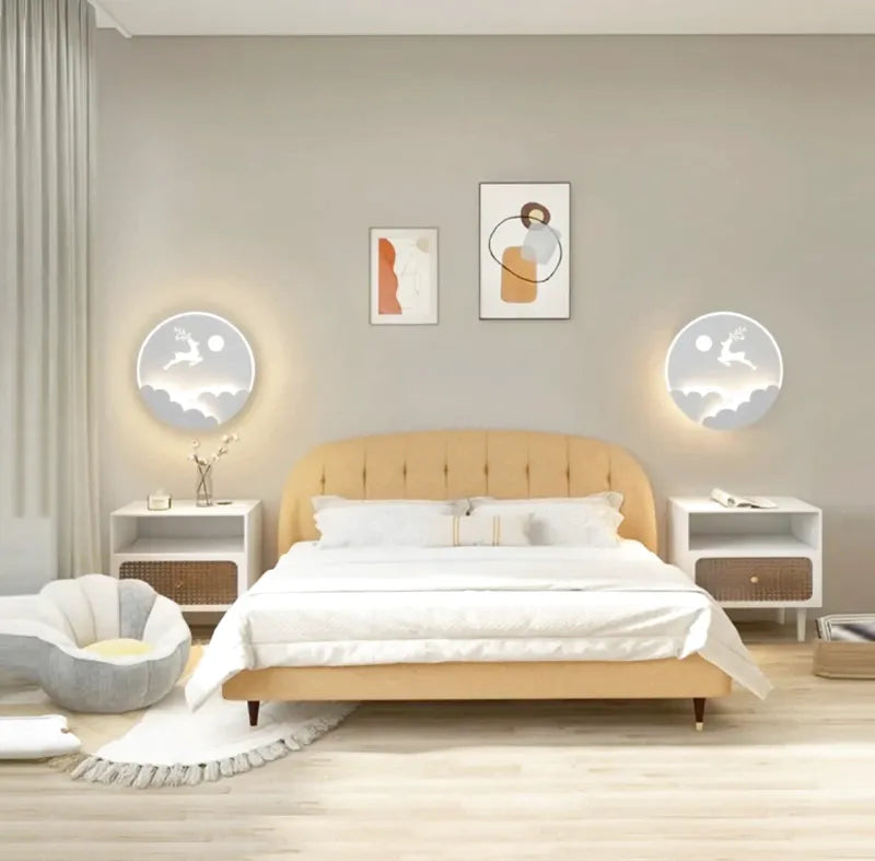 Applique murale moderne pour chambre d'enfant Luminaire Essenza avec étoile et cerf, design blanc chaud, éclairage doux.