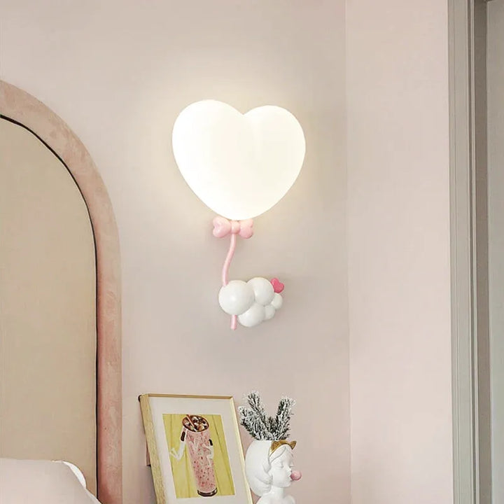 Applique murale pour chambre d'enfant fille en forme de cœur, Luminaire Essenza, éclairage décoratif doux et mignon.
