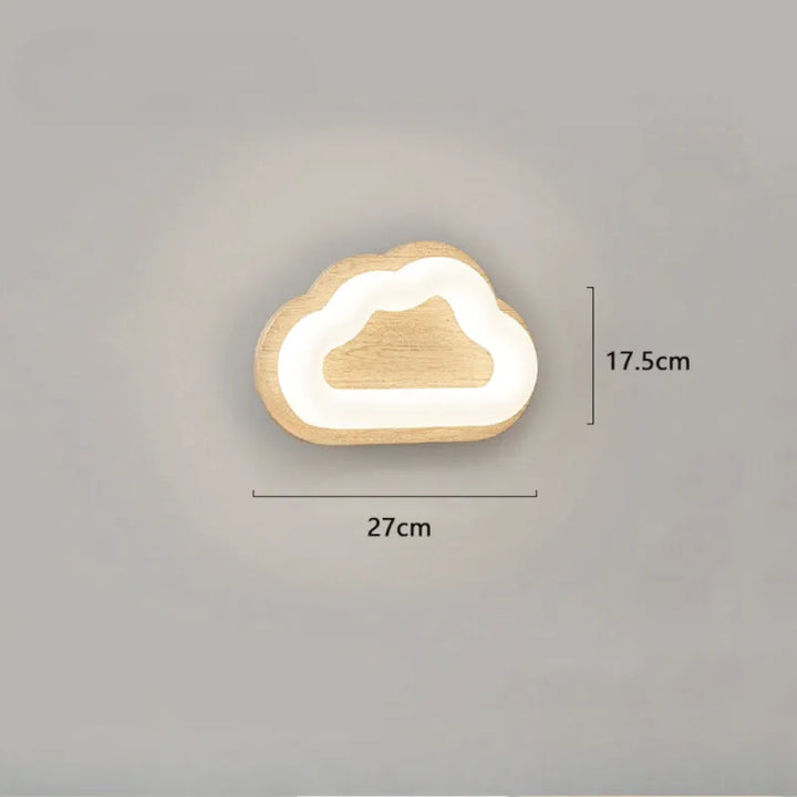 Applique murale chambre enfant Nuage de Luminaire Essenza, en bois avec télécommande, éclairage doux pour chambre d'enfant.