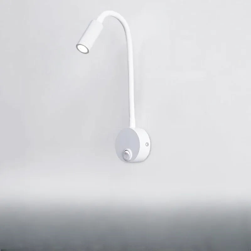 Applique murale chambre Liseuse Luminaire Essenza avec interrupteur, blanc, 3W, lumière blanc chaud 3000K, design moderne.