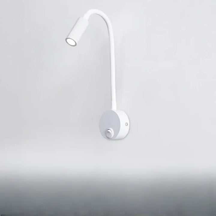 Applique murale chambre Liseuse Luminaire Essenza avec interrupteur, blanc, 3W, lumière blanc chaud 3000K, design moderne.
