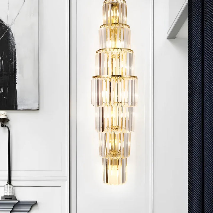 Applique murale en cristal de verre blanc chaud de 80 cm, design moderne pour salon ou hôtel de luxe, par Luminaire Essenza.