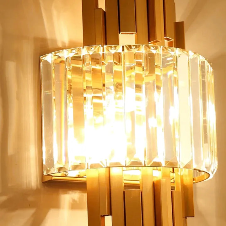 Applique murale cristal pour salon moderne Luminaire Essenza, design doré haut de gamme, finition blanche chaud, éclairage 2700-3500K