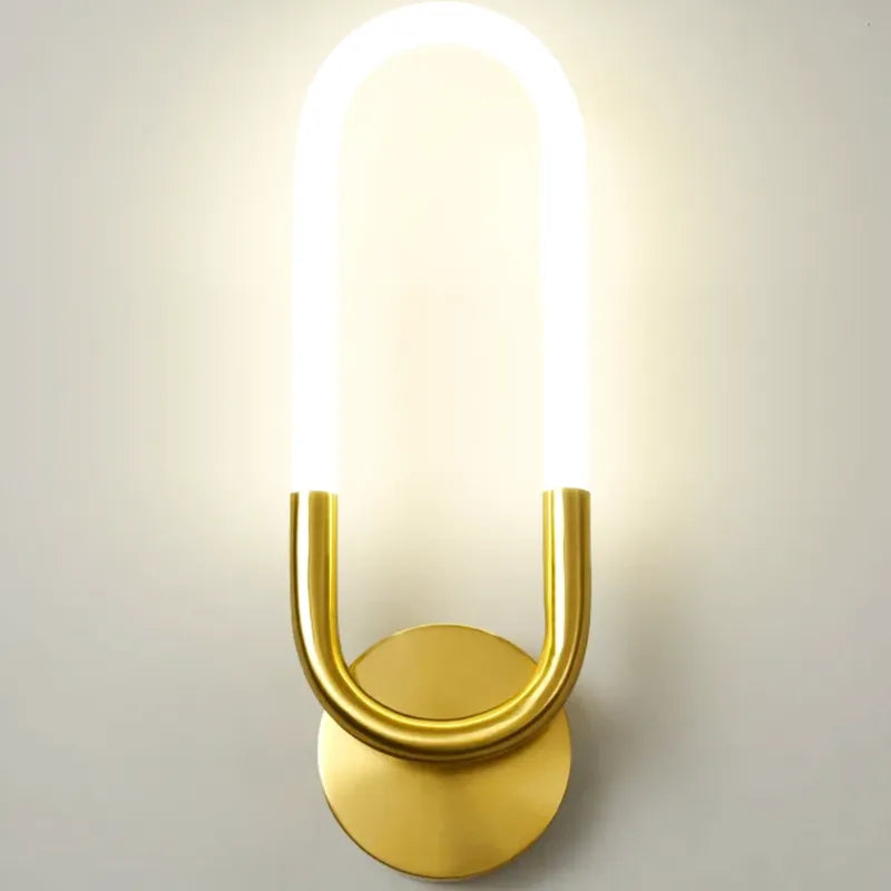 Applique murale LED classique minimaliste Aura Nordique de Luminaire Essenza, blanc chaud 2700-3500K, 33 cm.