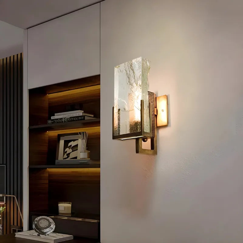 Applique murale LED en cristal de luxe Luminaire Essenza pour salon moderne, lumière blanche chaude 3000K.
