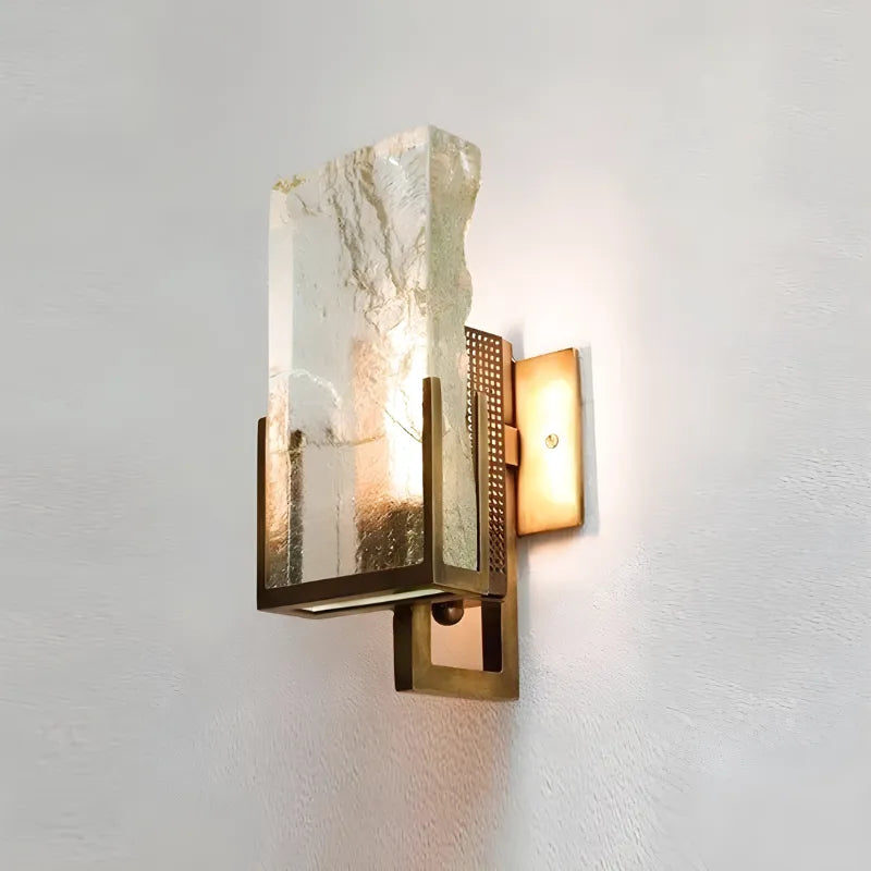 Applique murale LED en cristal Luminaire Essenza, design de luxe pour salon moderne, lumière blanc chaud 3000K.