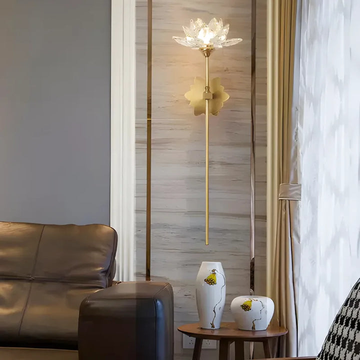 Applique murale LED en cristal moderne style Lotus, design décoratif, luminaire élégant pour intérieur, 39,5 cm.