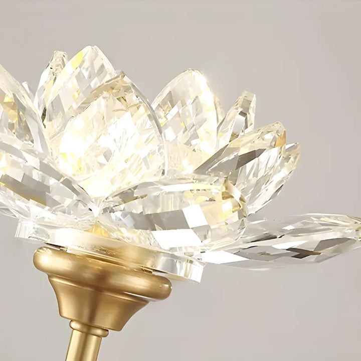 Applique murale LED en cristal moderne de style Lotus, design décoratif, 39,5 cm, par Luminaire Essenza.