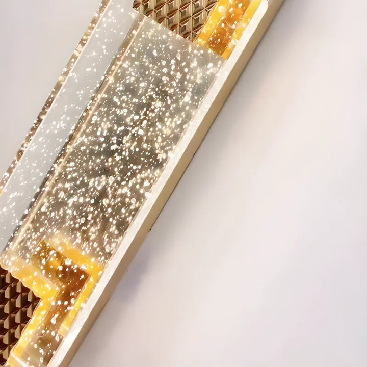 Applique murale LED de luxe Luminaire Essenza en cristal doré, éclat moderne, 40 cm, avec options de lumière blanc chaud, naturel ou froid.