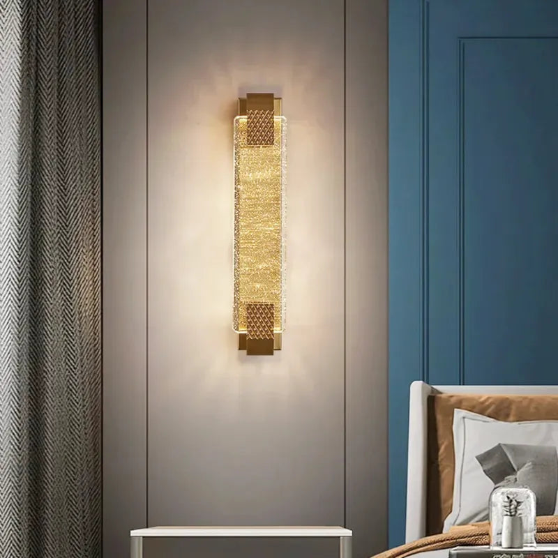 Applique murale LED de luxe Luminaire Essenza en cristal doré avec éclat moderne, 40 cm, en blanc chaud, naturel ou froid.