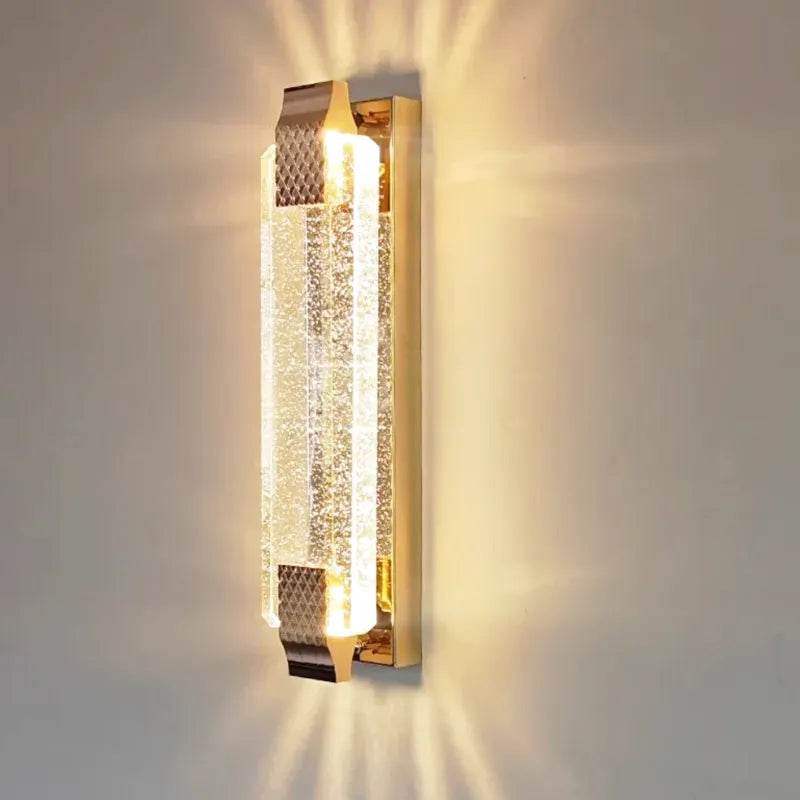 Applique murale LED de luxe Luminaire Essenza en cristal doré, design moderne, 40 cm, trois couleurs de lumière, pour intérieur haut de gamme.