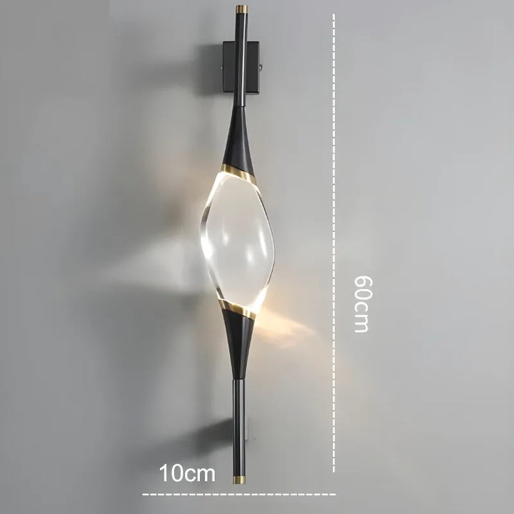 Applique murale LED en cuivre doré et cristal avec éclairage blanc chaud, design moderne et décoratif de 60 cm de Luminaire Essenza.