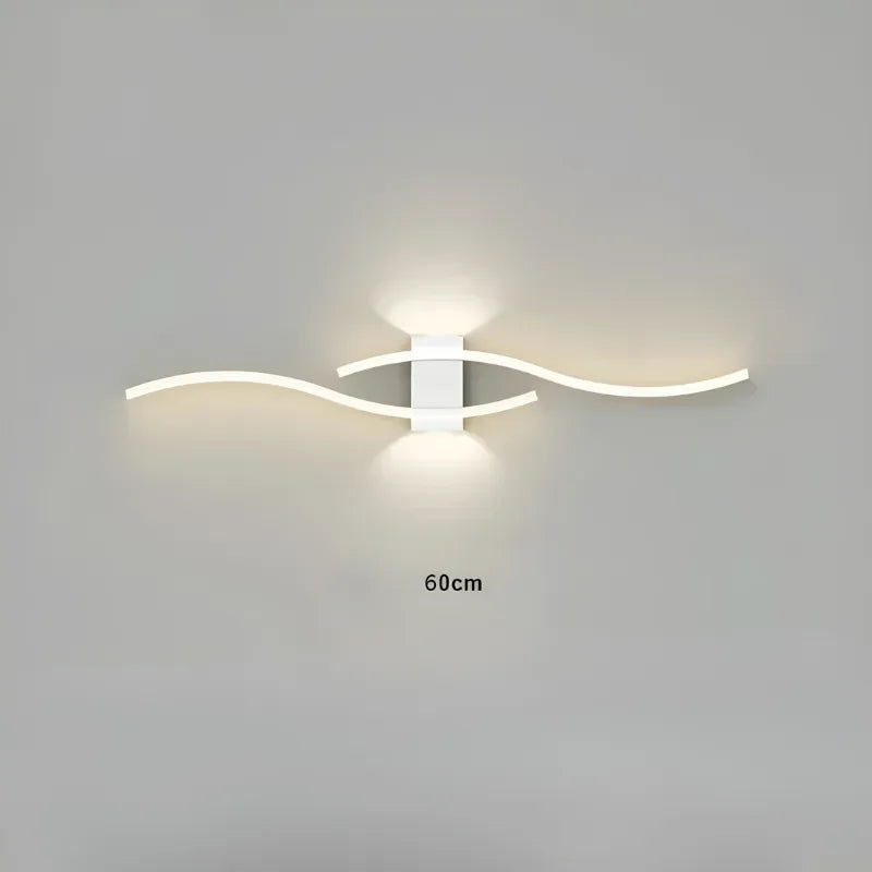 Applique murale LED blanche de 60 cm, design moderne et décoratif, luminaire Essenza avec lumière blanc chaud.