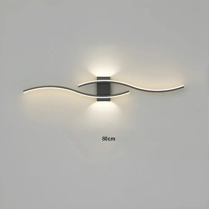 Applique murale LED Luminaire Essenza, design moderne et décoratif noir de 80 cm avec éclairage blanc chaud.