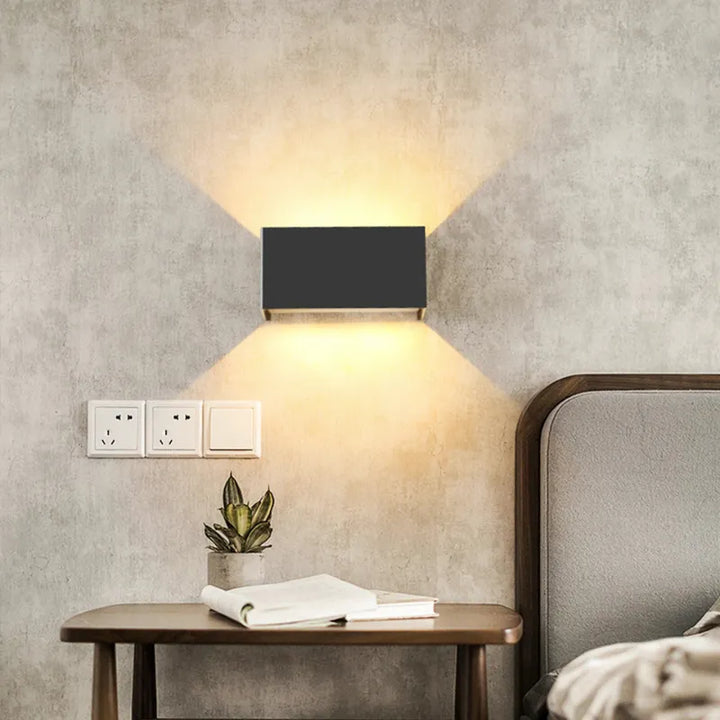 Applique murale LED noir rectangulaire design nordique minimaliste, 20 cm, lumière blanc chaud 2700-3500K, Luminaire Essenza