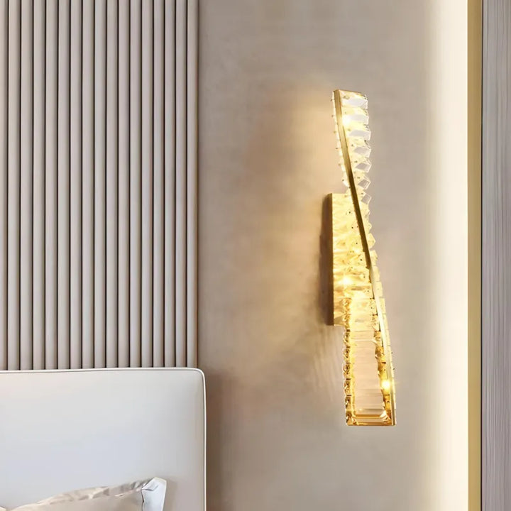 Applique murale LED dorée Luminaire Essenza avec éclats de cristal, design moderne, 50 cm, blanc naturel, 4200K.