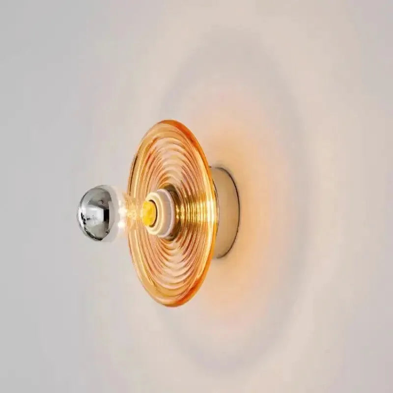 Applique murale LED en verre avec effet ondulé, Luminaire Essenza, lumière blanche froide, design moderne en verre orange et blanc