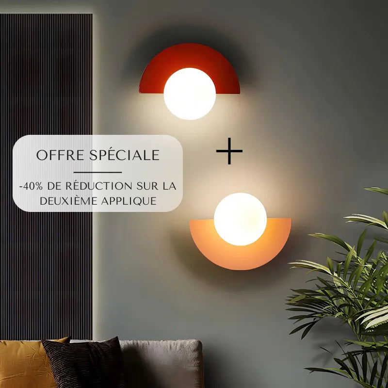 Applique murale LED en verre coloré avec interrupteur, design nordique élégant, idéale pour la décoration intérieure moderne.