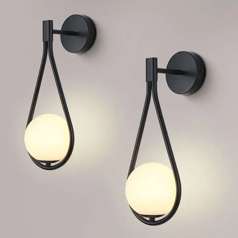 Applique murale LED en verre sphère suspendue Luminaire Essenza, or blanc chaud, pour décoration intérieure élégante.