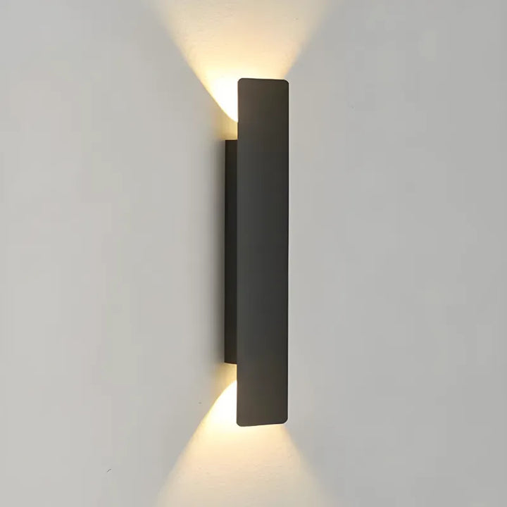 Applique murale LED extérieure Luminaire Essenza, design minimaliste moderne, noir ou blanc, éclairage chaud, 20 cm.