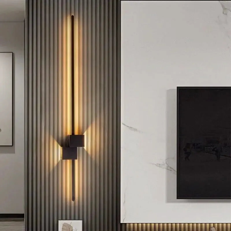 Applique murale LED linéaire Luminaire Essenza, design hôtel chic, éclairage moderne de 60 à 120 cm pour intérieur élégant.