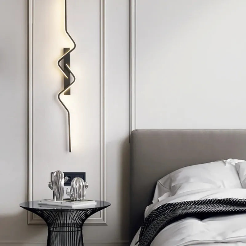 Applique murale LED longue de 80 cm Luminaire Essenza, design moderne blanc froid 5500-7000K, éclairage décoratif.
