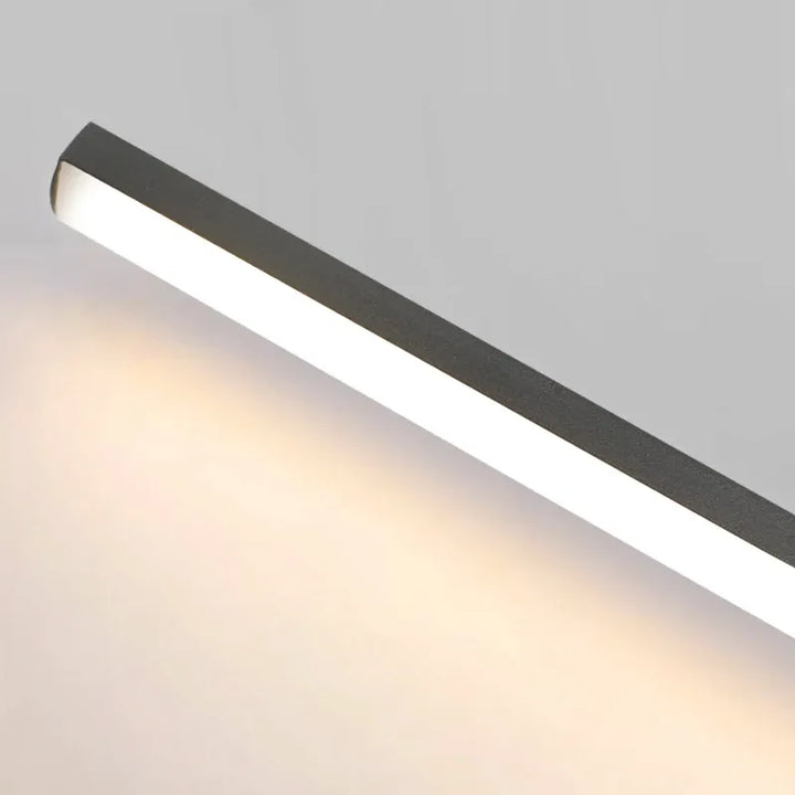Applique murale LED longue Luminaire Essenza, moderne et décorative, 80 cm, blanc froid 5500-7000K, design épuré.
