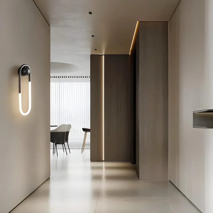 Applique murale LED minimaliste nordique Luminaire Essenza avec design suspendu, finition blanche et lumière chaude 2700-3500K
