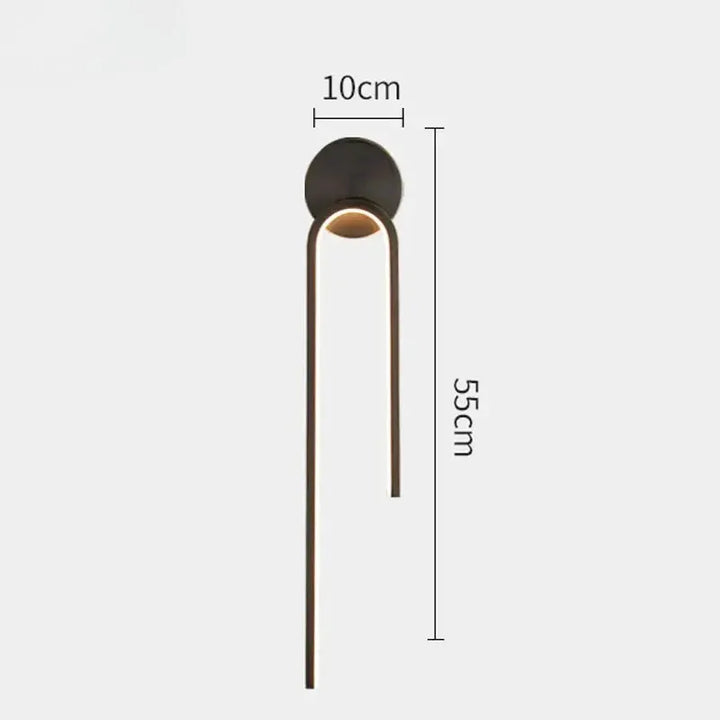 Applique murale LED minimaliste noire de style nordique Luminaire Essenza, éclairage blanc chaud 2700-3500K, vue de gauche.