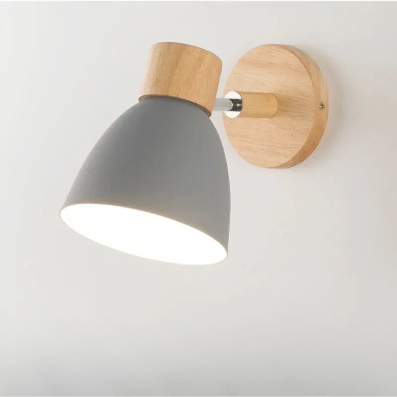 Applique murale LED moderne en fer gris, design nordique minimaliste avec ampoule, par Luminaire Essenza.