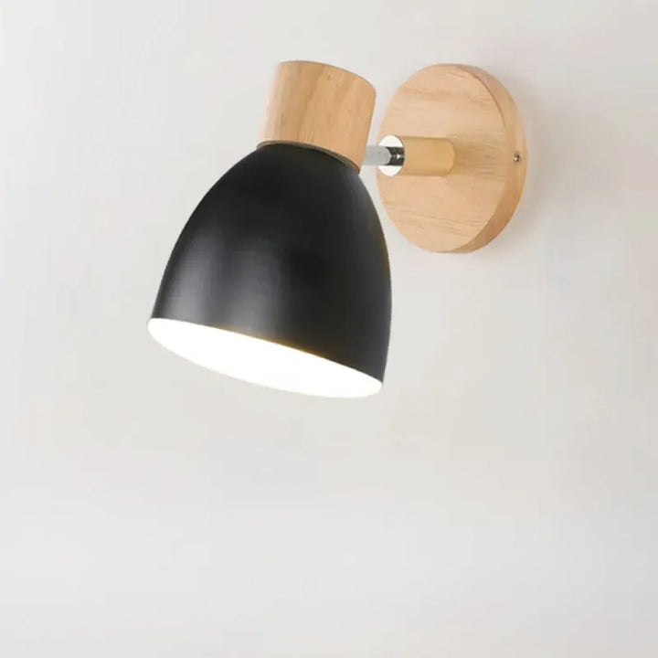 Applique murale LED noire en fer, design moderne, nordique et minimaliste avec ampoule, par Luminaire Essenza.