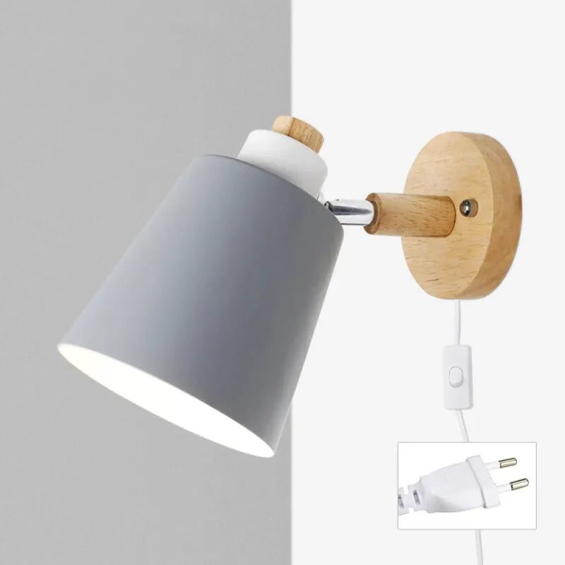 Applique murale LED nordique en fer gris de Luminaire Essenza, design moderne avec éclairage doux pour intérieur.