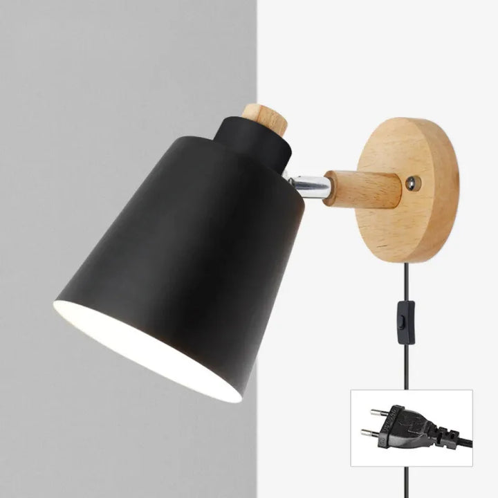 Applique murale LED nordique en fer noir, design moderne et épuré pour décoration intérieure élégante.
