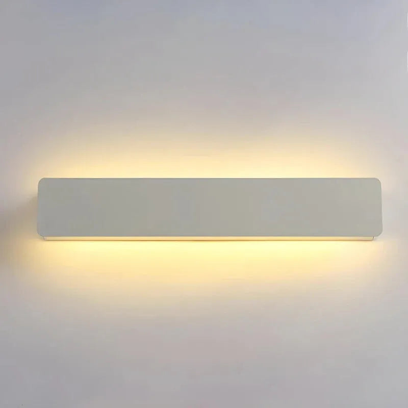 Applique murale LED rectangulaire Luminaire Essenza, ajustable, blanc chaud 3000K, 16 cm, moderne et élégante pour intérieur