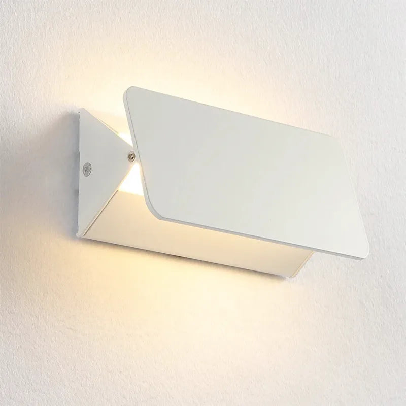 Applique murale LED rectangulaire Luminaire Essenza, ajustable, blanc chaud 3000K, 16 cm, moderne et élégante pour l'éclairage intérieur