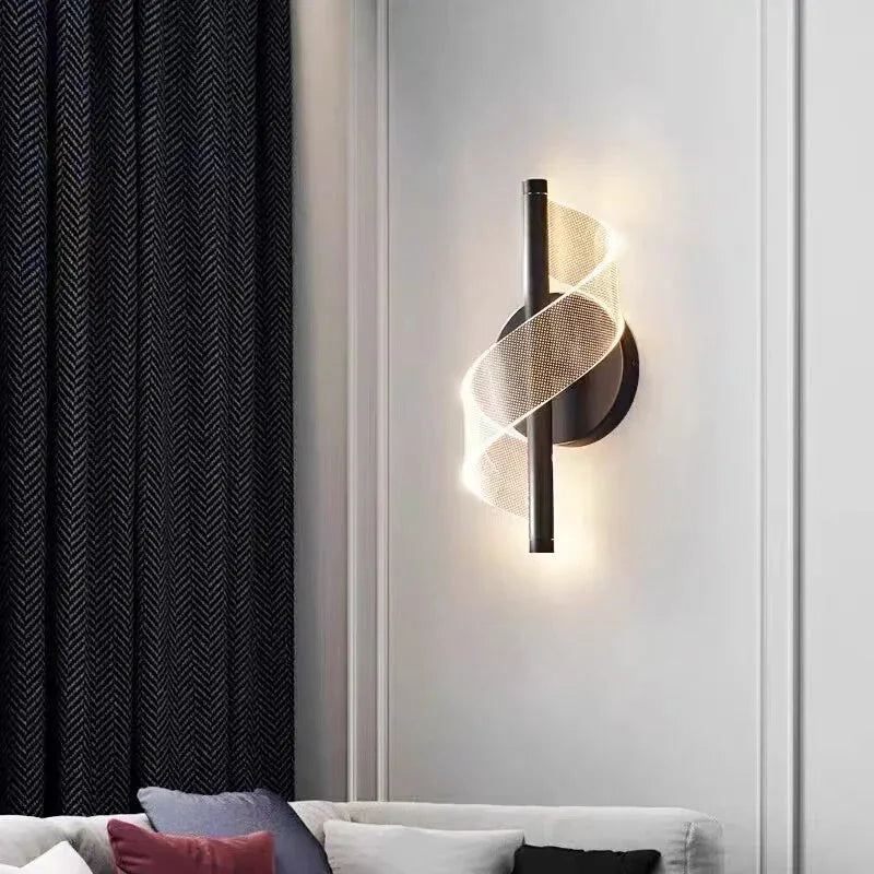 Applique murale LED rotative de style scandinave Luminaire Essenza, fixation murale moderne avec éclairage réglable.