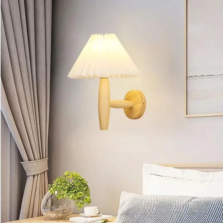 Applique murale moderne en bois flotté blanc chaud par Luminaire Essenza, design élégant pour décoration intérieure.