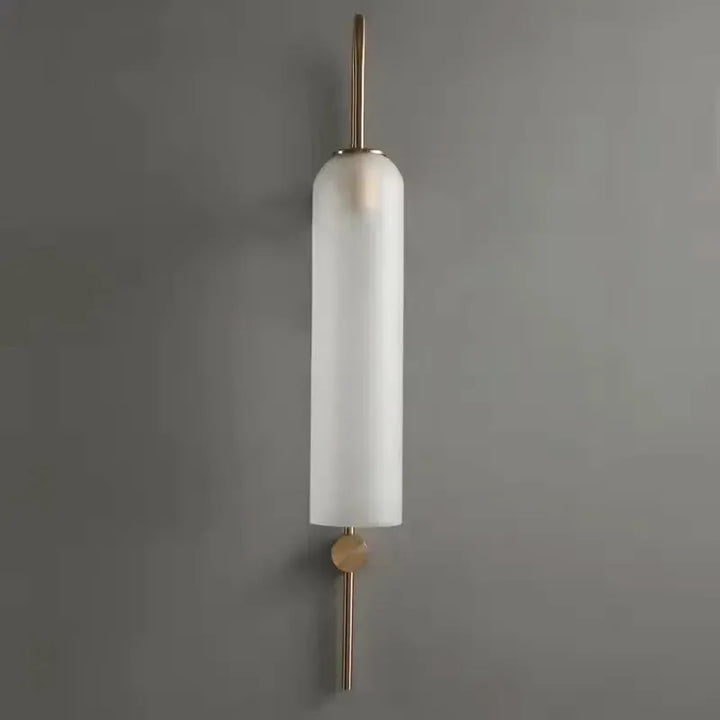 Applique murale LED cylindrique en verre moderne pour salon, luminaire Essenza, lumière blanche chaude, design nordique.