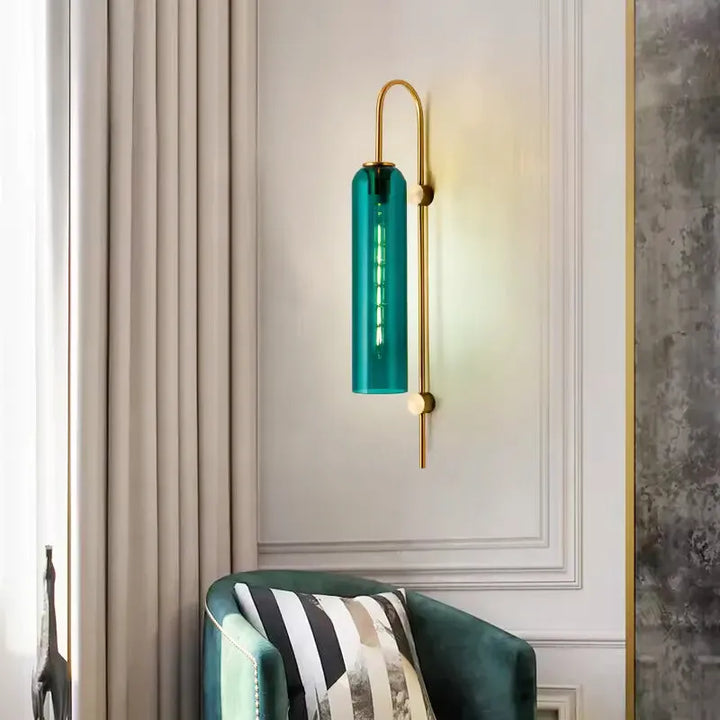 Applique murale LED cylindrique en verre moderne pour salon, luminaire Essenza, éclairage blanc chaud, design nordique.