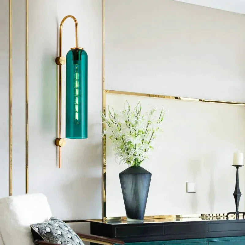 Applique murale LED cylindrique en verre moderne pour salon, finition vert blanc chaud, style nordique par Luminaire Essenza