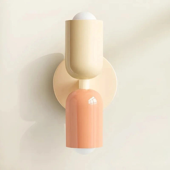 Applique murale scandinave Luminaire Essenza beige et rose, 26 cm, éclairage chaleureux pour mur intérieur.