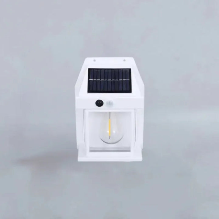 Applique murale solaire étanche Luminaire Essenza avec capteur de mouvement, design blanc pour extérieur.
